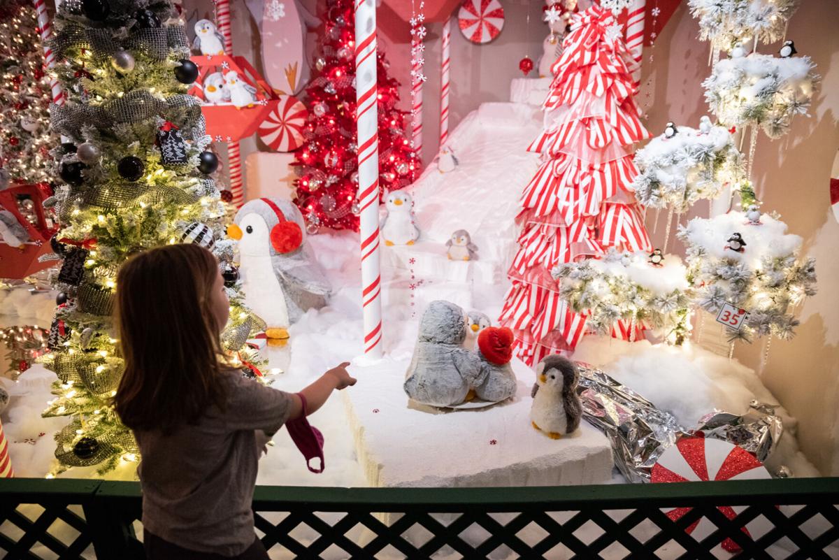 Kraynaks Christmas Parade 2022 Tis The Season: Christmasland Opens At Kraynak's | News | Sharonherald.com