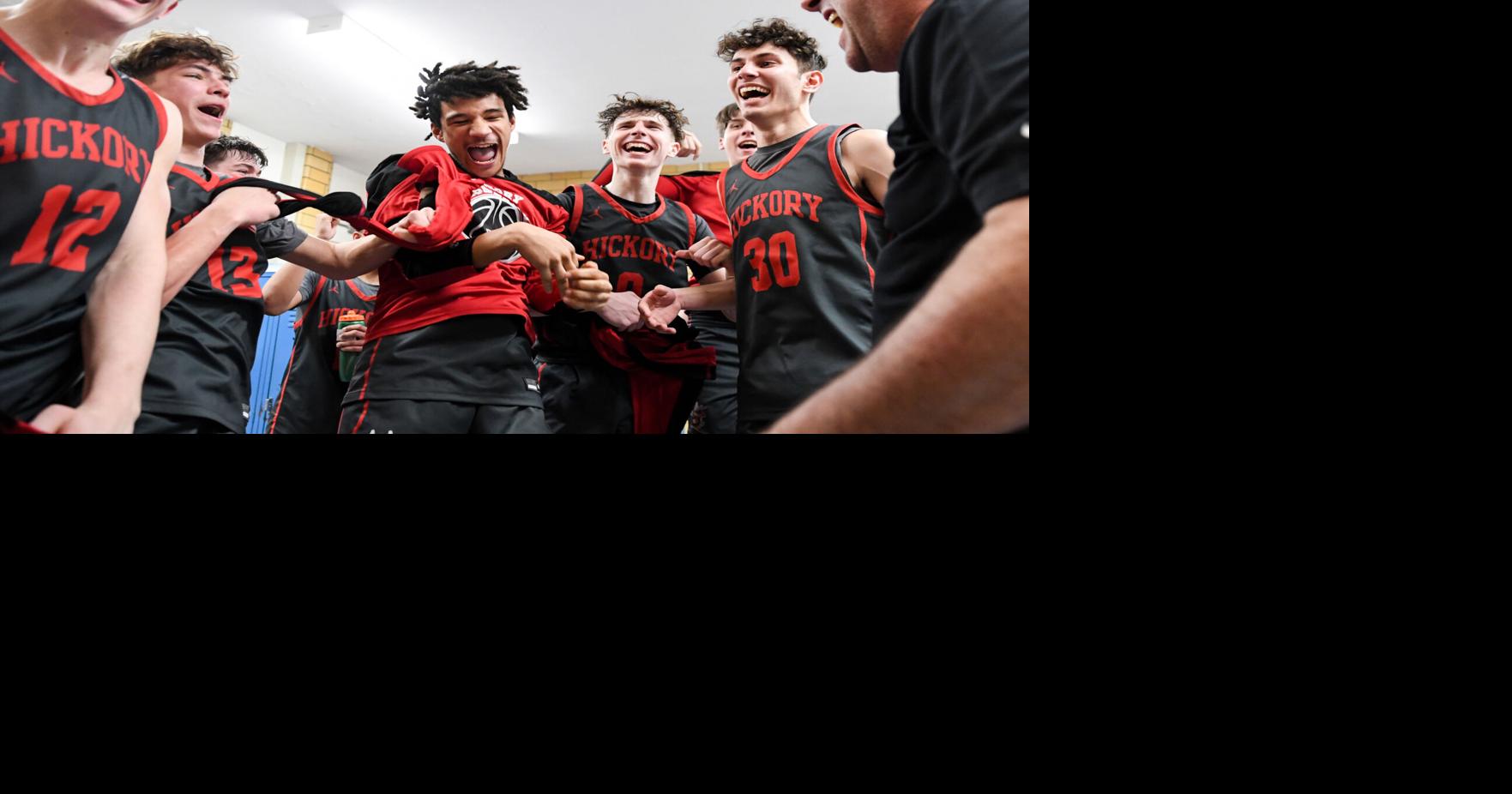 Hickory takes down Tigers, will face Warren in District 10 Class 4A ...