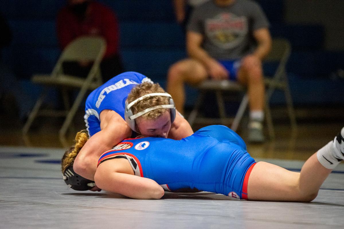 106reynoldswrestling-TM-1.jpg