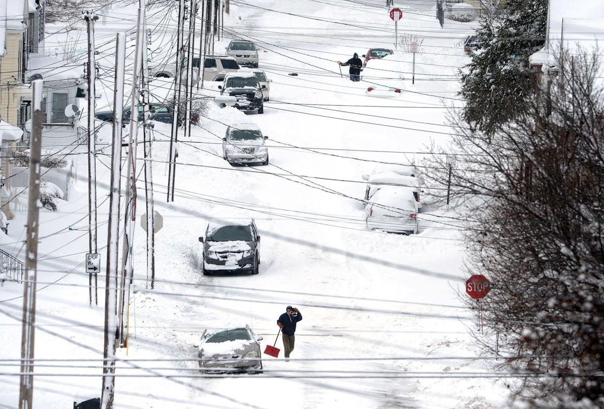 Record snow buries Erie News