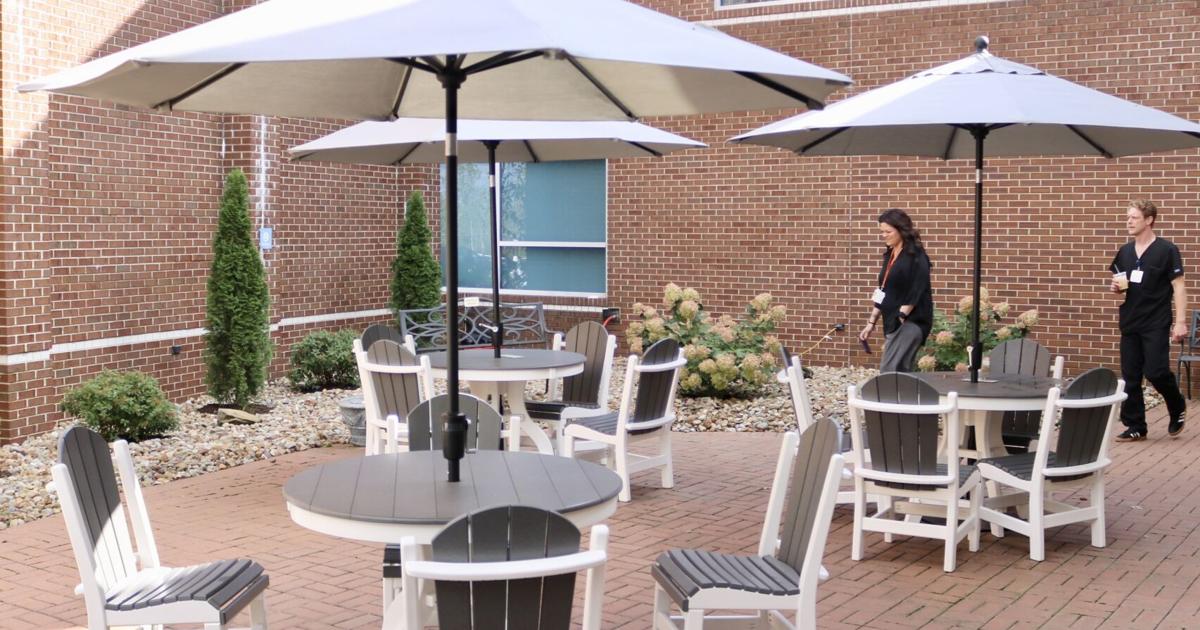 UPMC Horizon brews up a new hostess shop at Farrell hospital