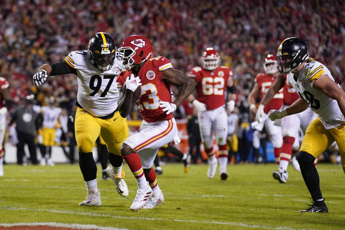 Patrick Mahomes, Chiefs rout Steelers wild card round win