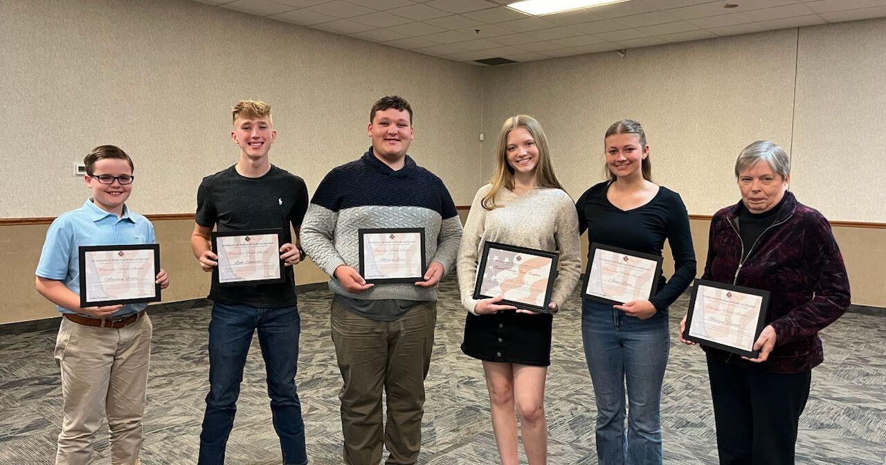 Students recognized with awards by VFW Auxiliary - Vimarsana News