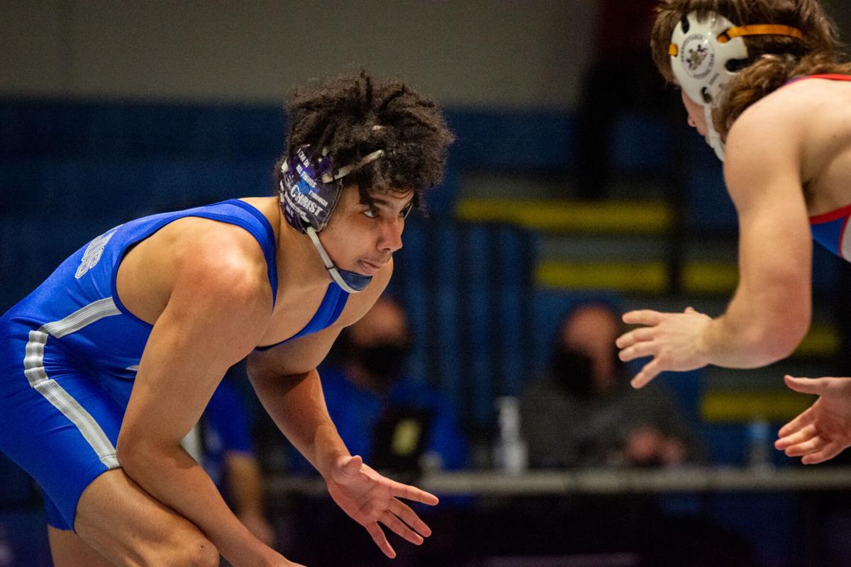 160reynoldswrestling-TM-1.jpg