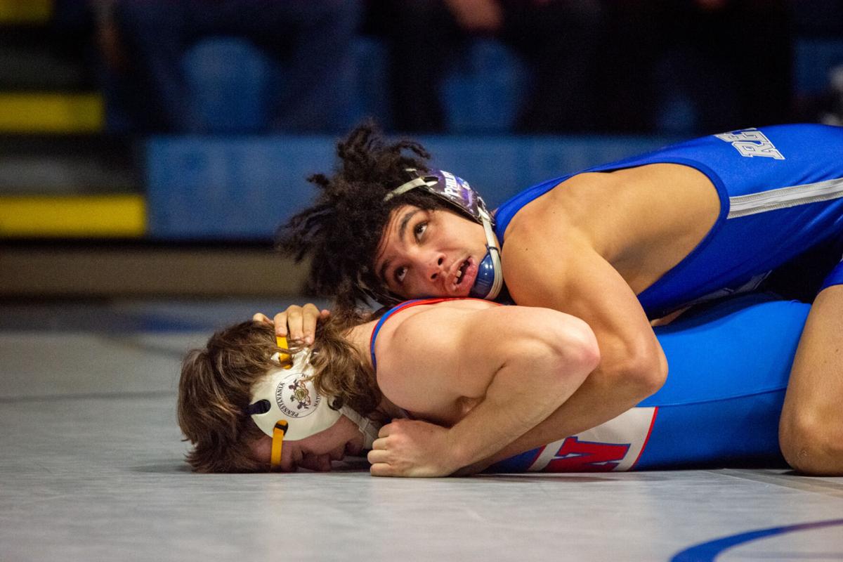160reynoldswrestling-TM-2.jpg