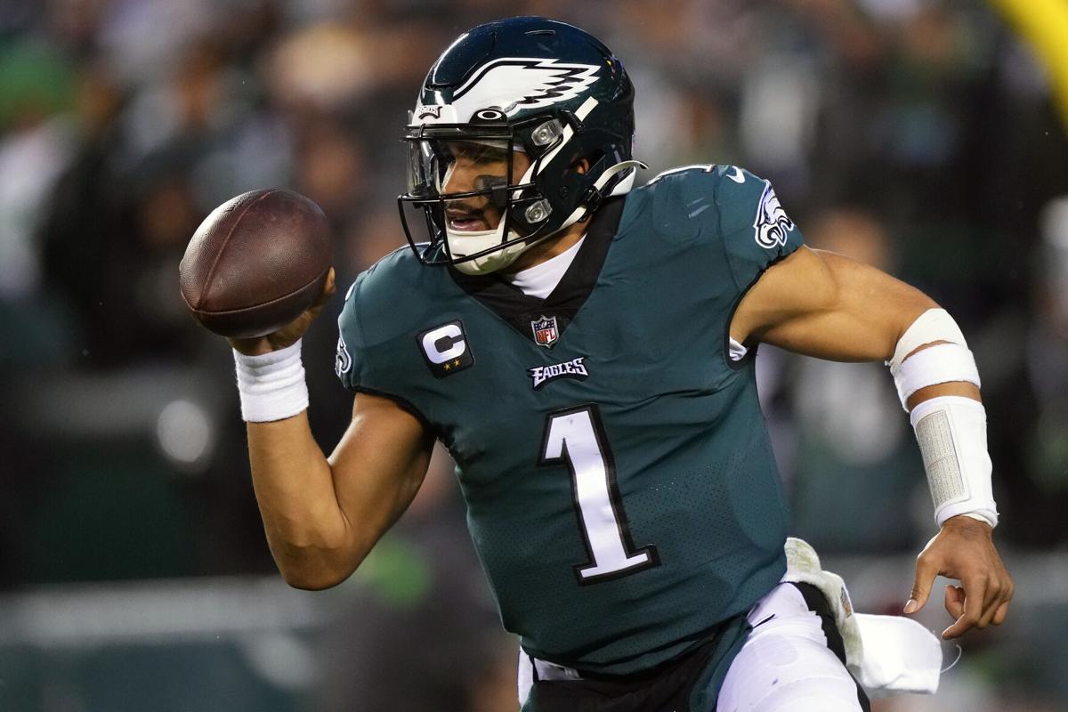 Jalen Hurts, Eagles cruise past Giants into NFC title game