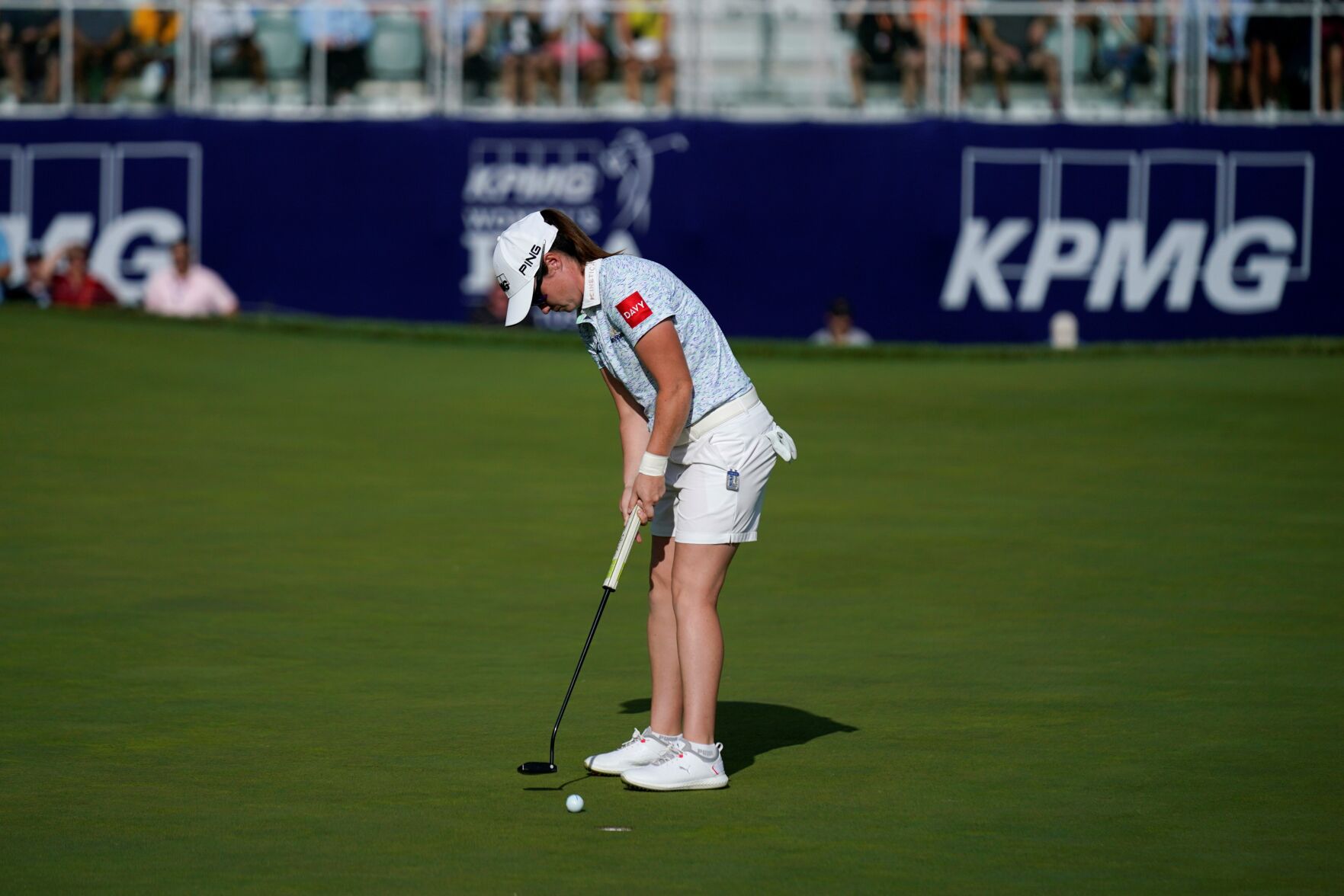Maguire retains 1-shot lead in Women's PGA Championship with Jenny