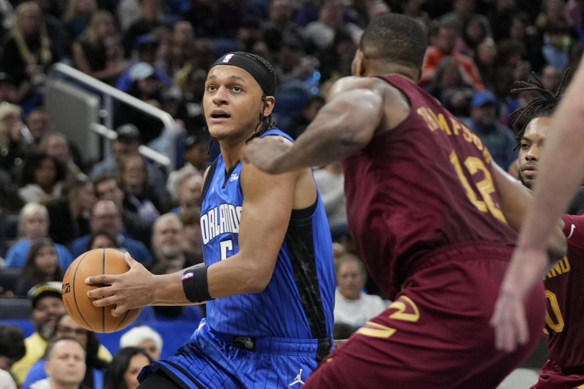 Magic hold Cavaliers to 15 points in 3rd quarter, win 104-94