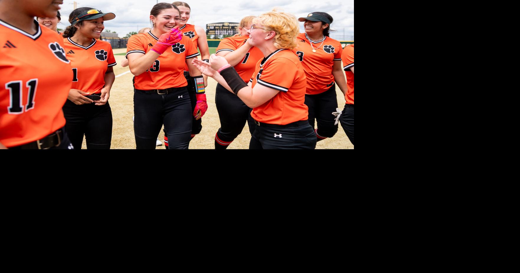Sharon aims today for state softball title berth | News | sharonherald.com