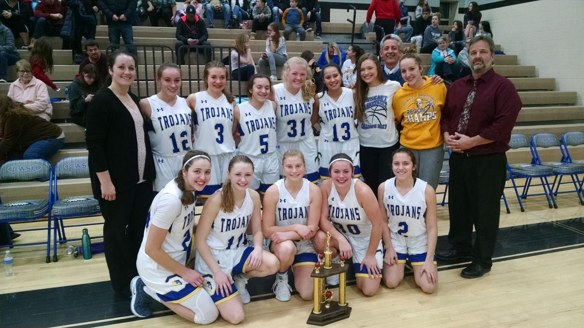 Roundup Farrell Tops South Range In Ot Lady Trojans Win Cash