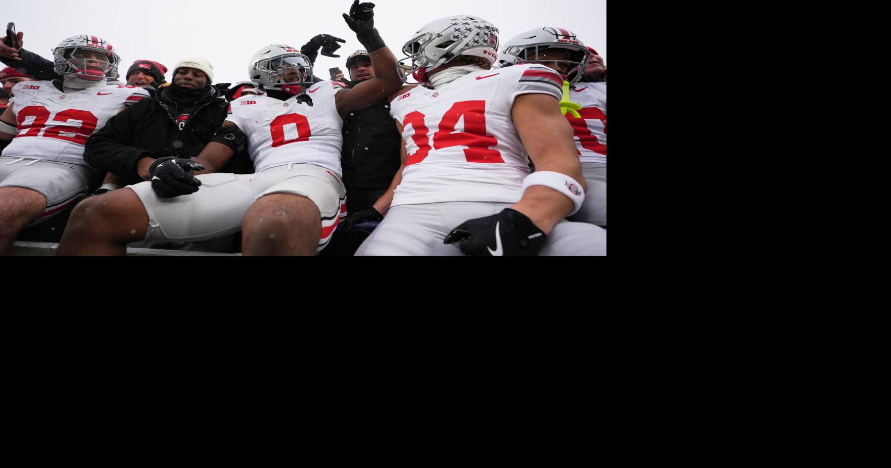 AP Top 25: Georgia up to No. 3 behind Ohio State, Indiana; Oregon, Texas Tech also climb