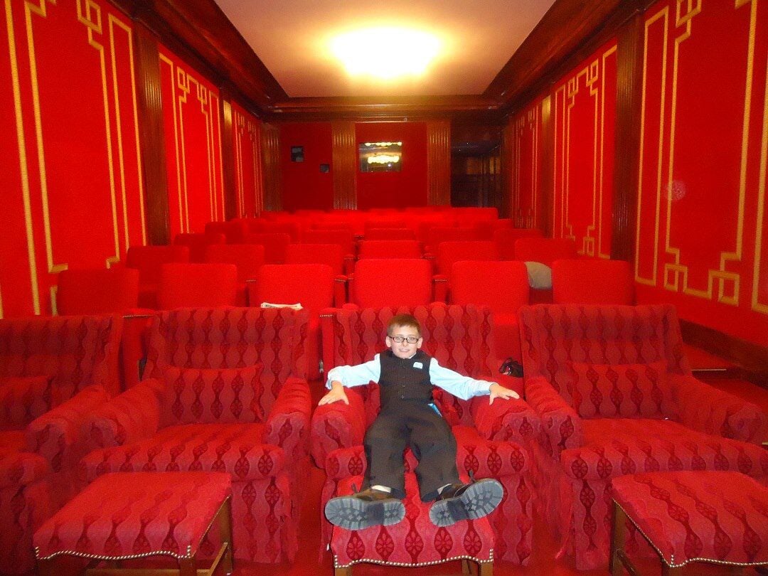 white house movie theater