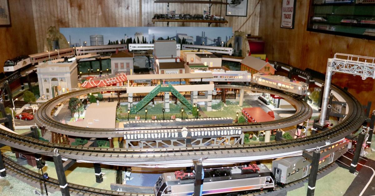 Sharon Model Kit Sharon model train railroader all onboard with technology for upcoming ...