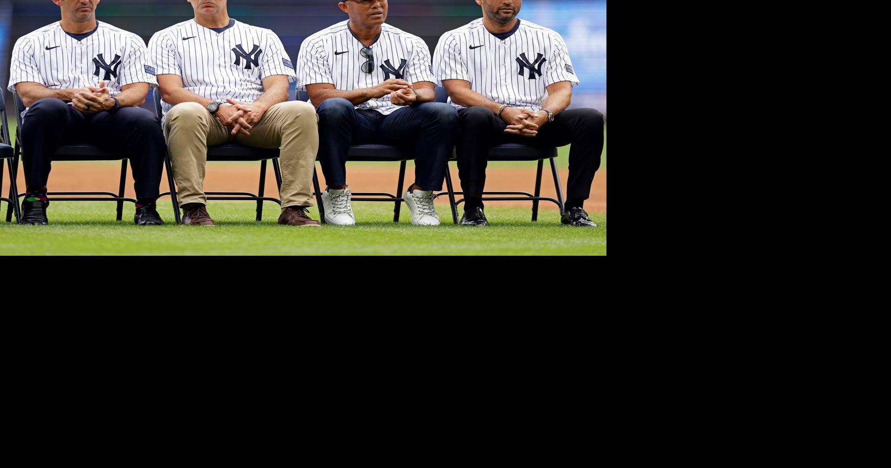 Derek Jeter back as Yankees honor '98 team at Old-Timers' Day - ESPN