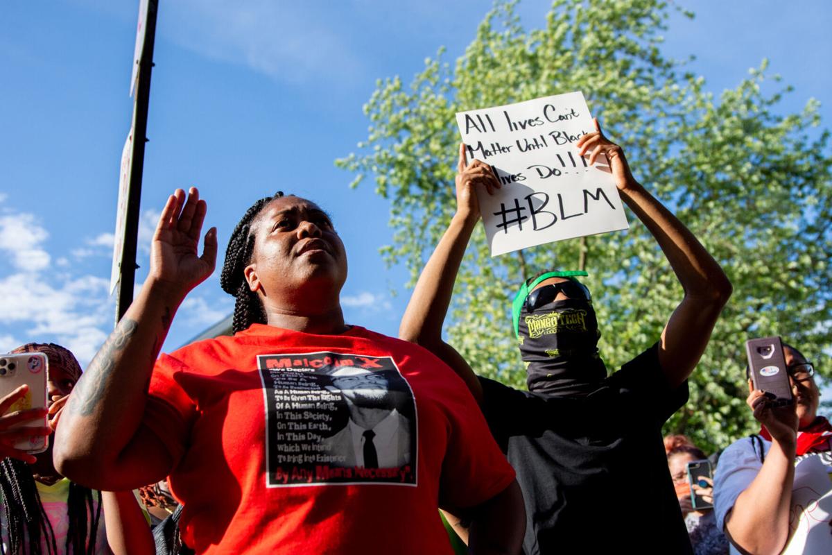 TonysPizzaProtest-TM-22.jpg