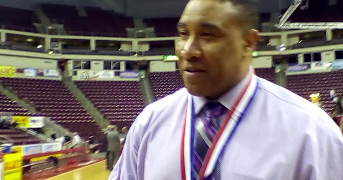 Farrell Coach Farrell coach ends season in Chocolatetown | Local News | sharonherald.com