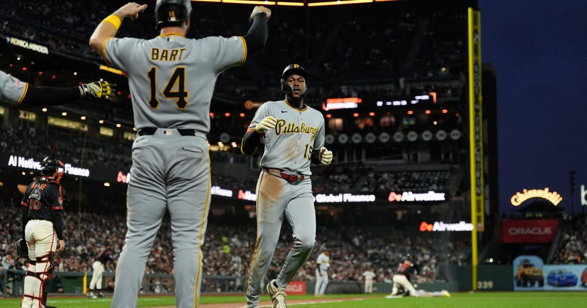 Pirates' Historic Night: 20 Hits Seal 13-3 Rout of Giants