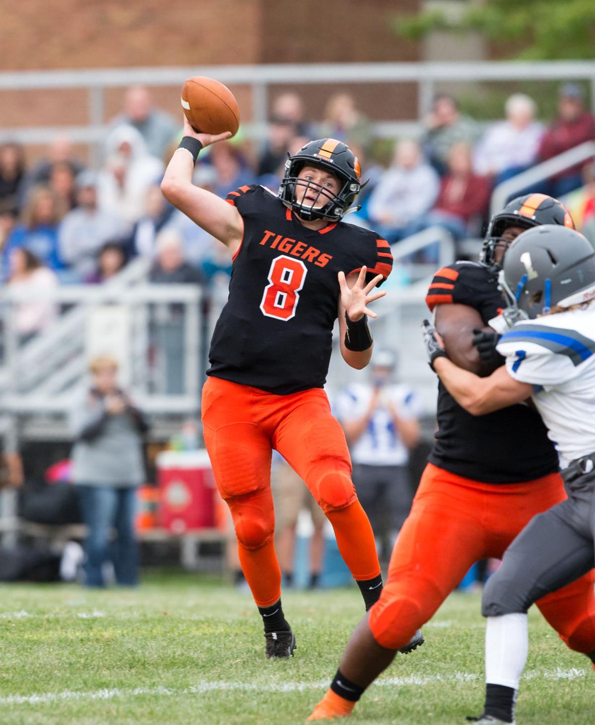 Roundup Tigers Hounds Devils Steelers Eagles Win Big