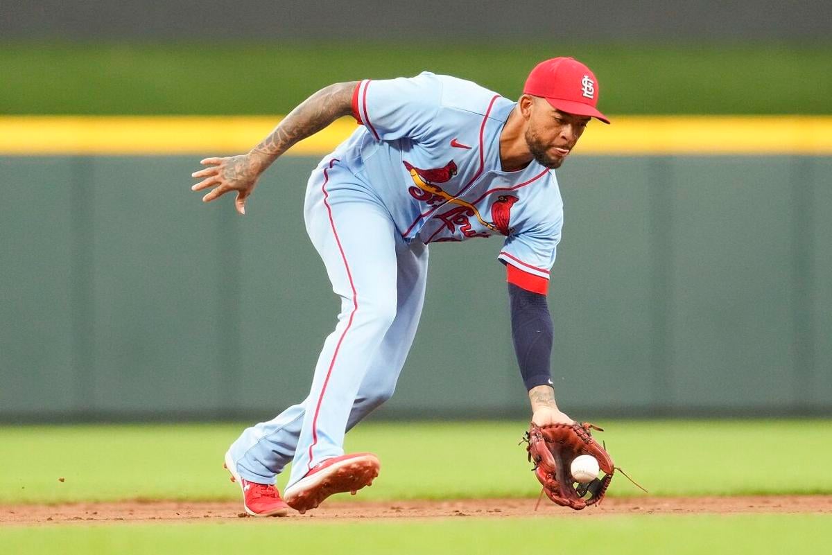 Former Cardinal Edmundo Sosa hopes to be added to the Phillies