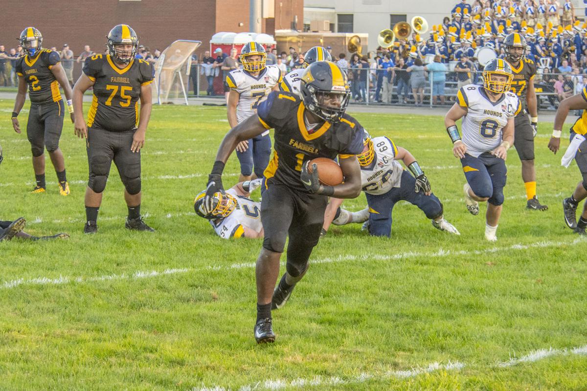 Farrell Rallies From 12 0 Deficit To Beat Hounds 31 19 Sports