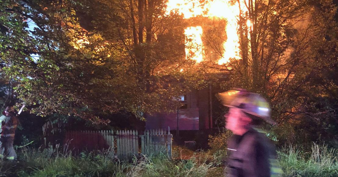 Fire destroys vacant house | Local News | sharonherald.com