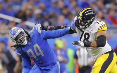 Villanueva Gives Steelers Teammates Army Helmet Decals Sports