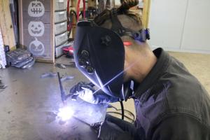 Hartford resident has the metal to create works of art