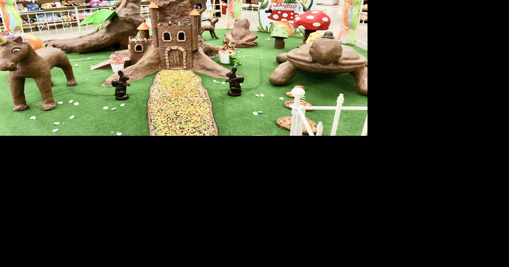 Canadian tourists hit the pause button on U.S. visits, American tourists use area as pit stops