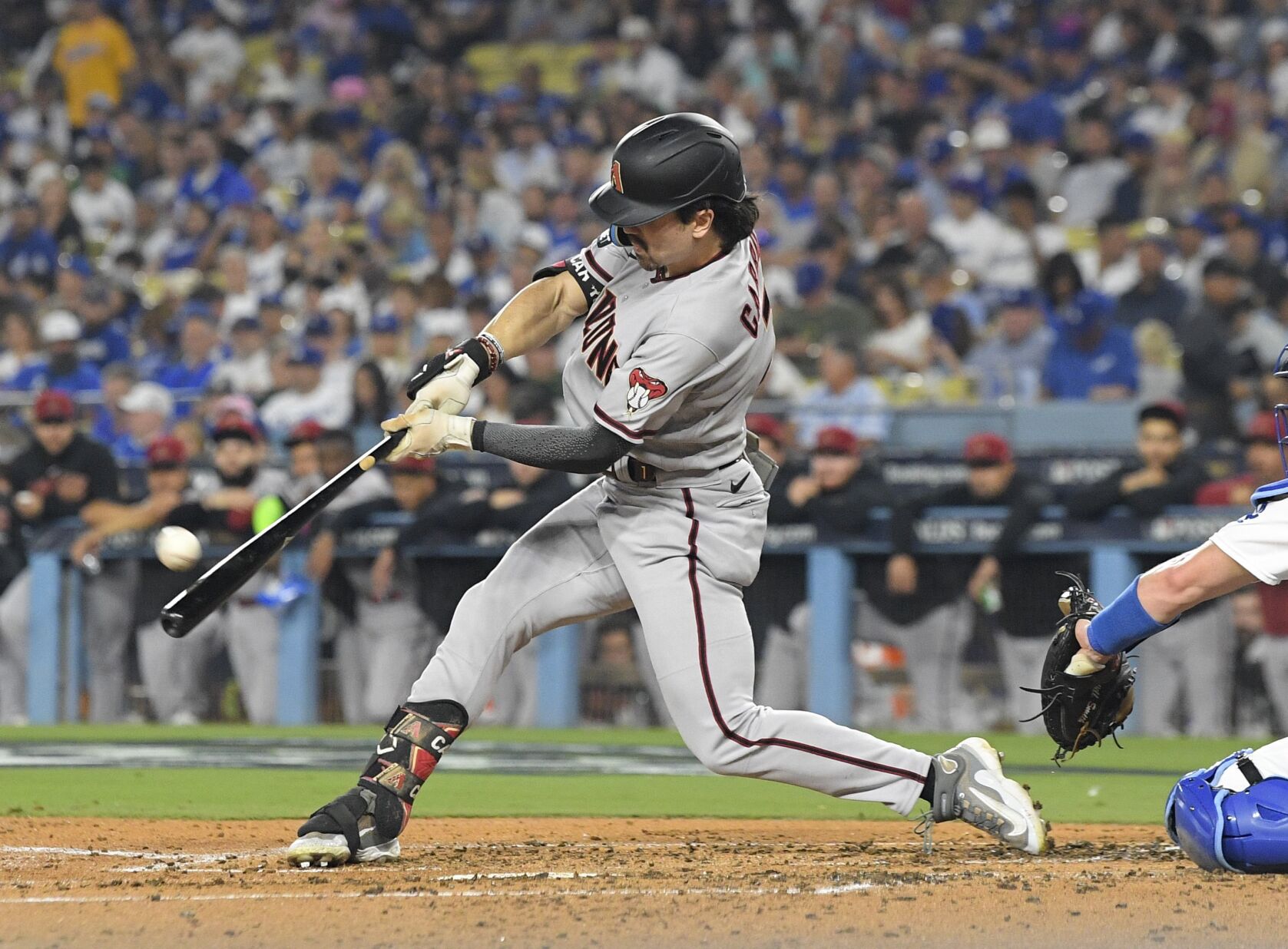 Diamondbacks Chase Kershaw In 1st Inning, Rout Dodgers, 11-2, In NLDS ...