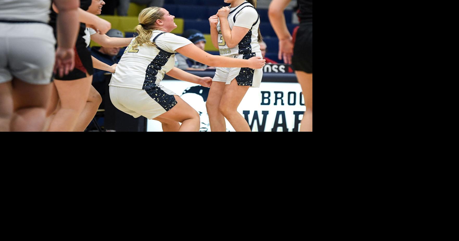Jervis, Norris help Brookfield stay on top during chaotic final minute ...