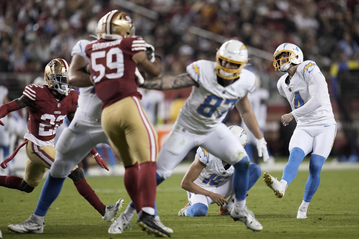 Browns acquiring kicker Dustin Hopkins from Chargers in trade, releasing Cade  York