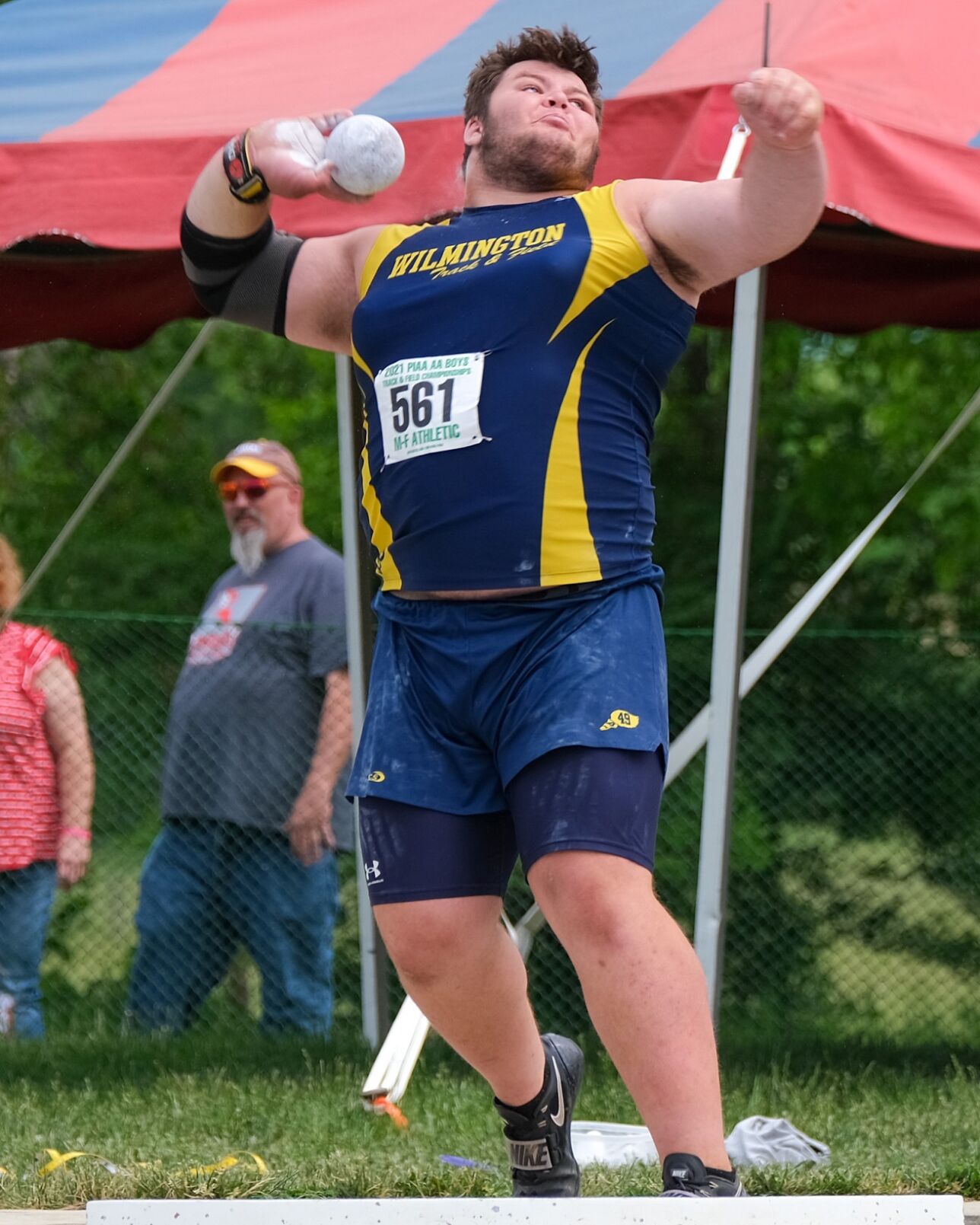 Vass Gal Ackerman Lightcap Lady Hounds 4x4 capture gold at