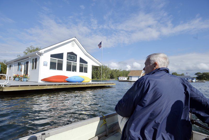 Houseboat residents live the good life on Presque Isle State