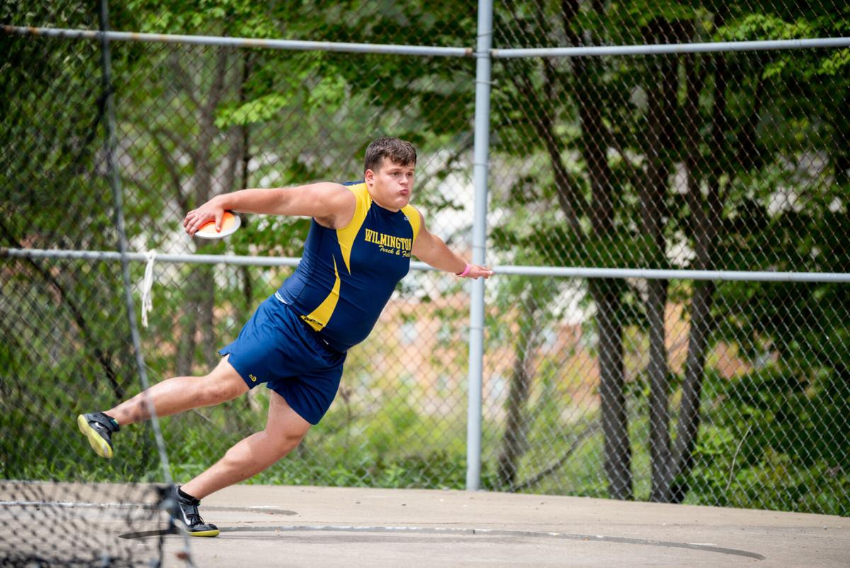 D10boysdiscus-TM-1.jpg