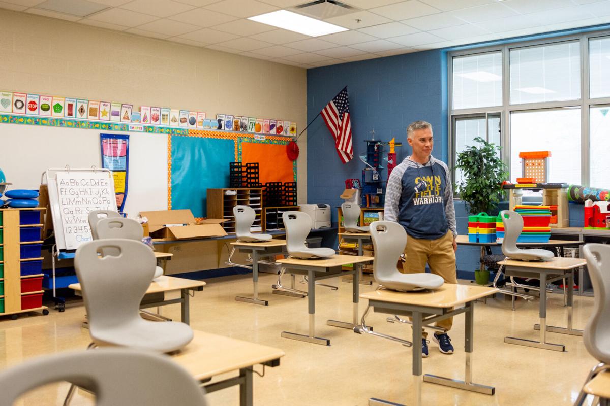 Brookfield schools plan staggered start | Local | sharonherald.com