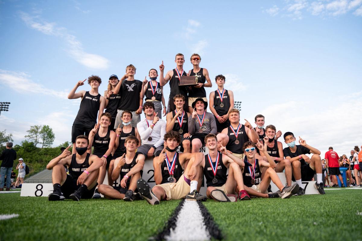 D10champions-TM-1.jpg