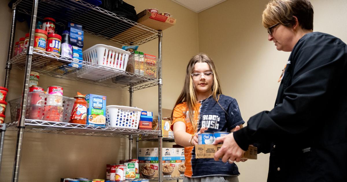 Pawsitive Pantry first of its kind in Sharon schools | News ...