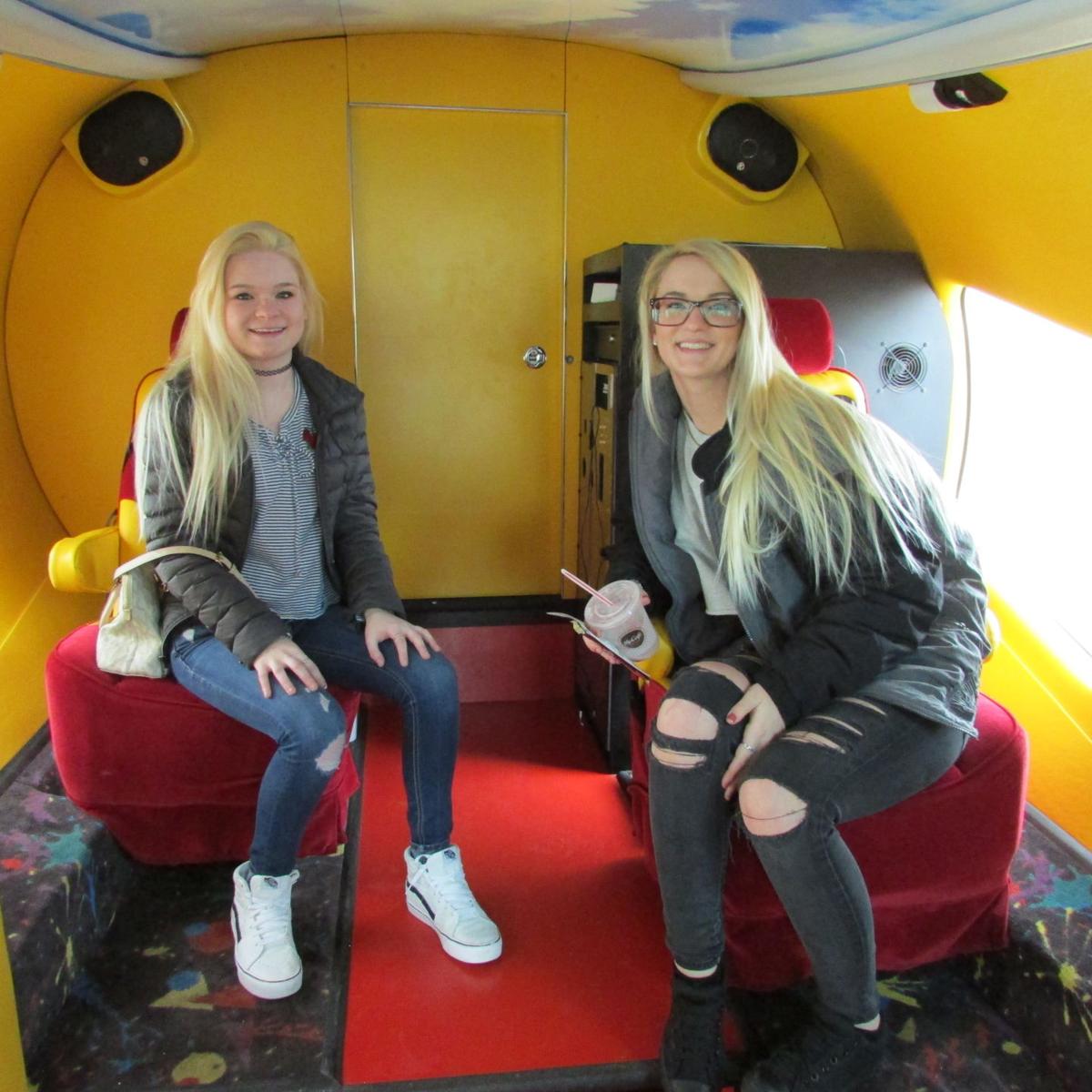 Hot Dog Iconic Oscar Mayer Wienermobile Stops In Ship Local News Shipnc Com