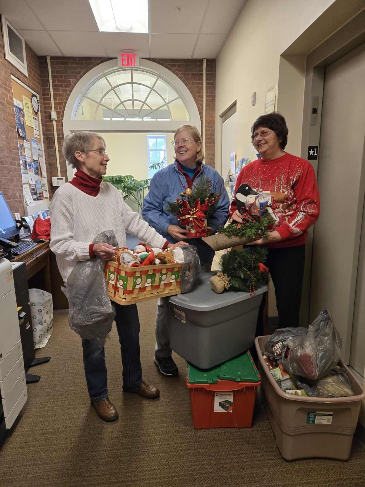 Santa's helpers at the Coy Public Library | | shipnc.com
