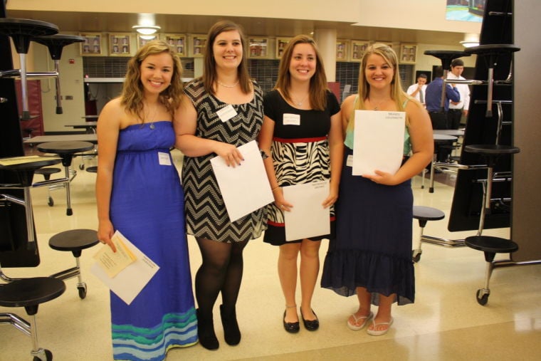 Big Spring High School awards seniors | Vts News | shipnc.com