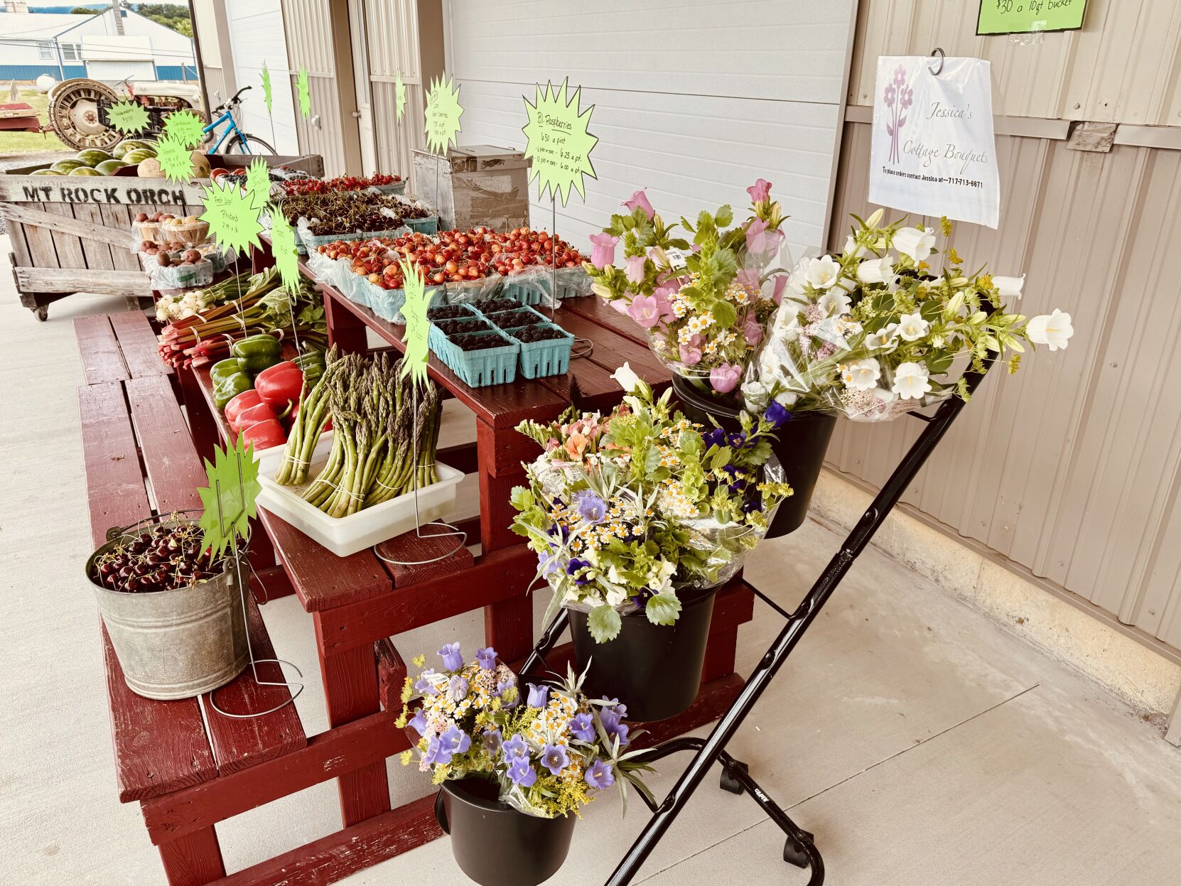 Mt. RockOrchards fruit stand has expanded & moved | | shipnc.com Mt. RockOrchards fruit stand has expanded & moved | | shipnc.com