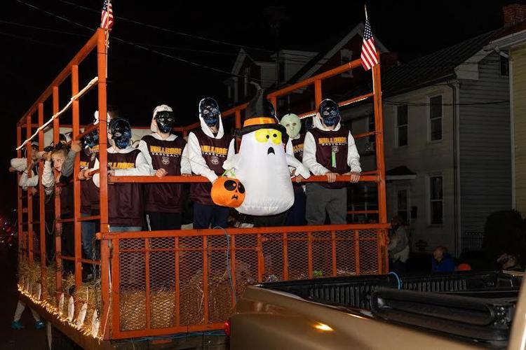 Rescheduled Newville Halloween Parade is a hit among spectators Vts