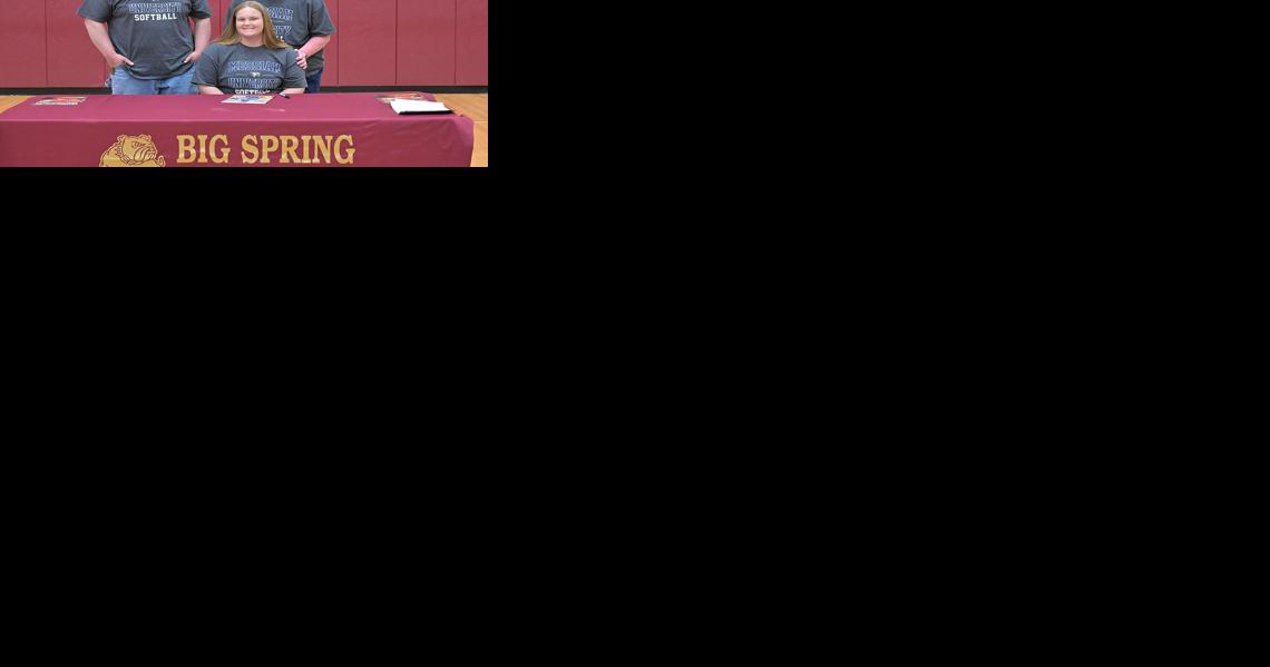 Big Spring Holds Signing Day For Senior Athletes - Vimarsana News