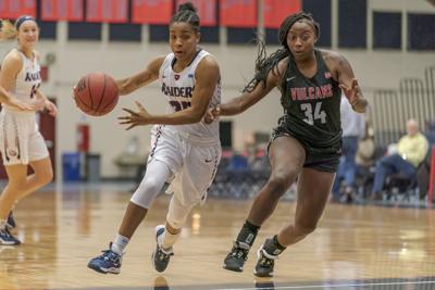 Su Women S Basketball Closes With Flourish To Defeat No 9 Cal U