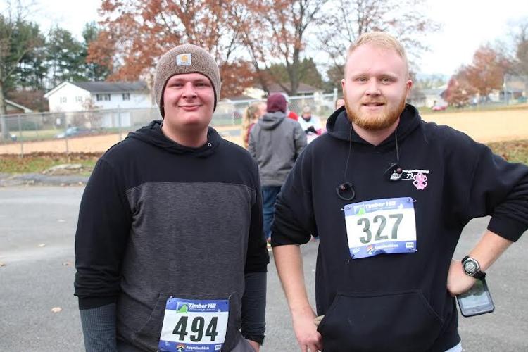 Holiday Heat Hundreds participate in Turkey Trot to support King’s