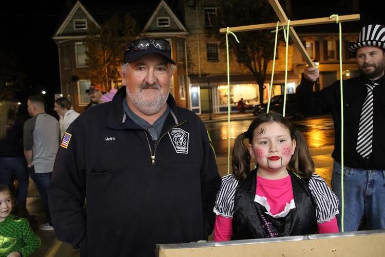 Screams & smiles Shippensburg borough marks trickortreat night