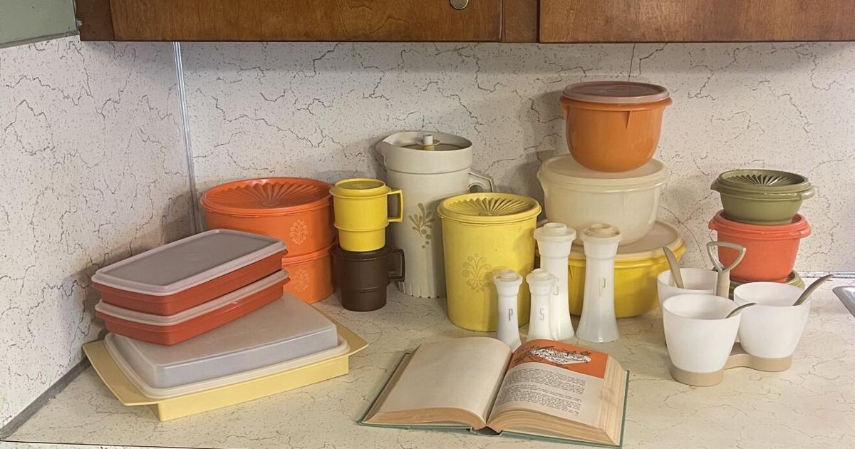 Tupperware Spacemaker A Toast to Tupperware | Community | shipnc.com