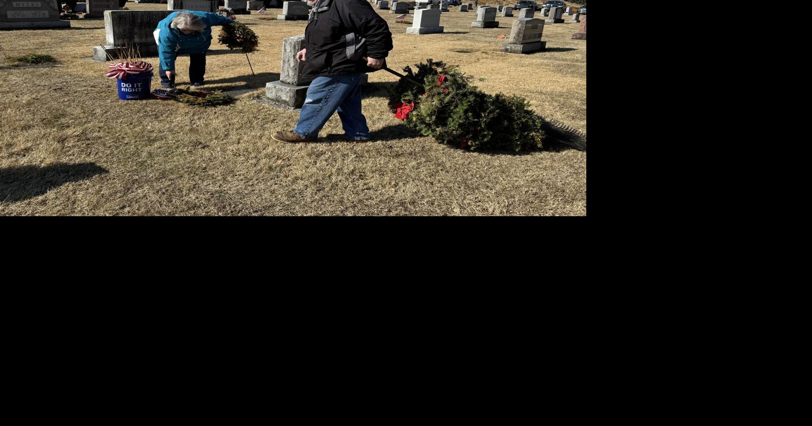 Wreath Clean-up at Spring Hill Cemetery | Community | shipnc.com
