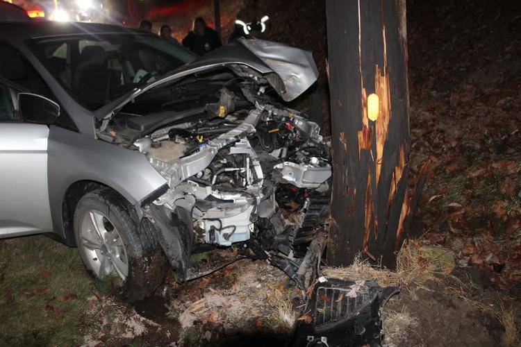 Driver injured in Hopewell Township crash Police