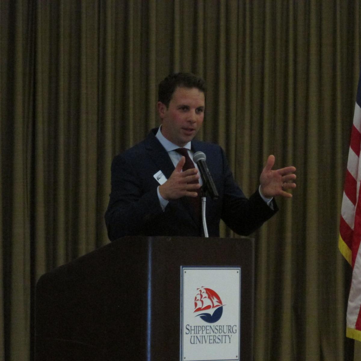 Chamber honors businesses, volunteers at annual banquet Local News